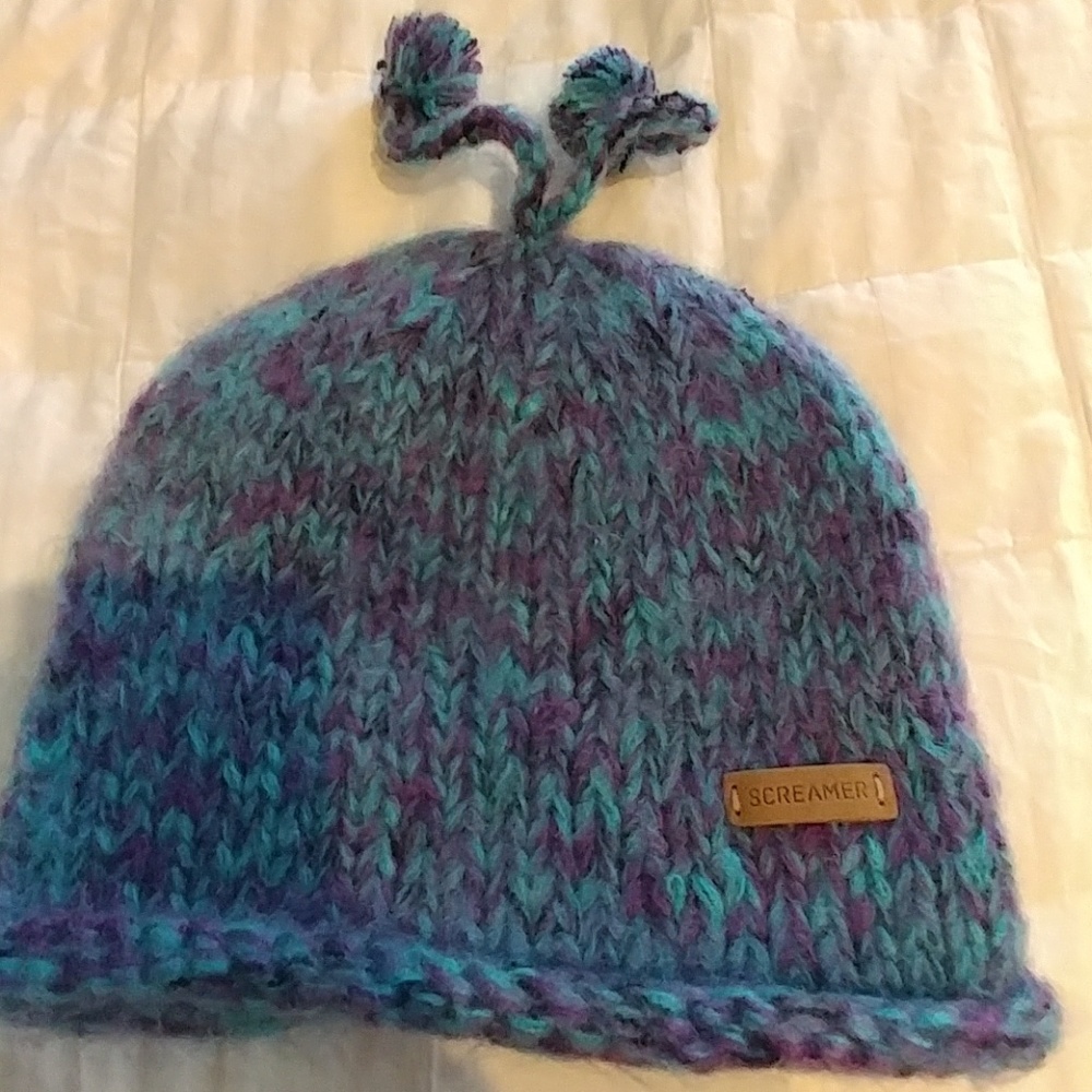 💕NWOT Screamer Beanie